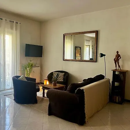 Mediterranean Boho Retreat ローマ